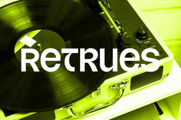 Retrues Font: Vintage Meets Modern